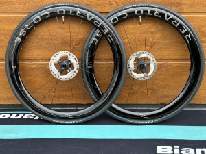       Koła szosowe Reparto Corse Disc Ceramic Carbon 50/50 ... Koła profesjonalne ... KOŁA NOWE