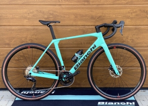                 Bianchi  Impulso Comp GRAVEL ... Shimano GRX610 2x12 przełożeń  .. NOWY ROWER ... Model 2025