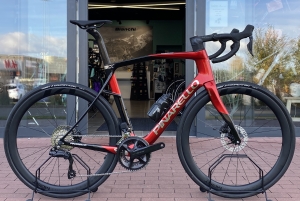                    Pinarello X5 Endurance Disc ... Shimano 105 Di2 ... ROWER NOWY ... Model 2026 